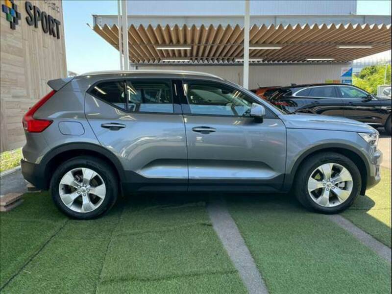 XC40