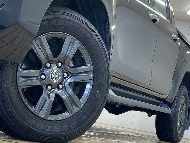 HILUX