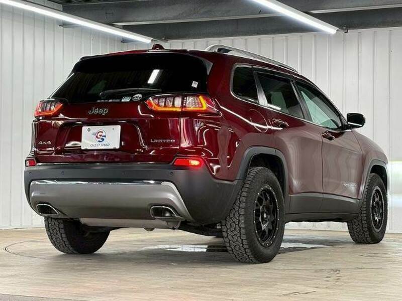 JEEP CHEROKEE