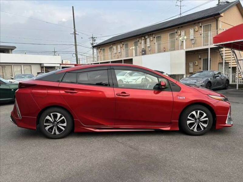 PRIUS PHV