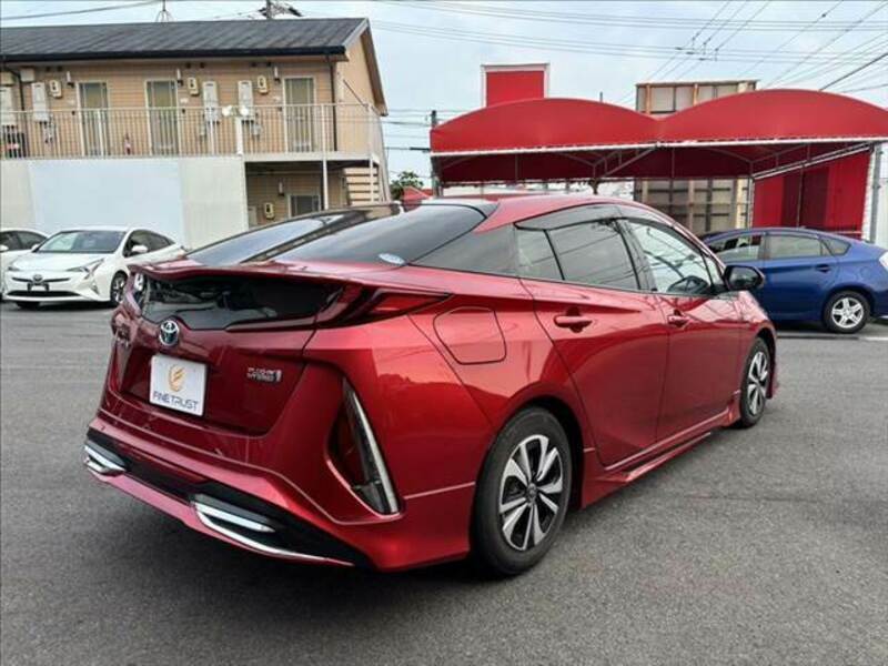 PRIUS PHV
