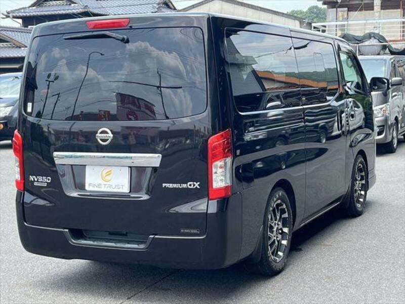 NV350 CARAVAN