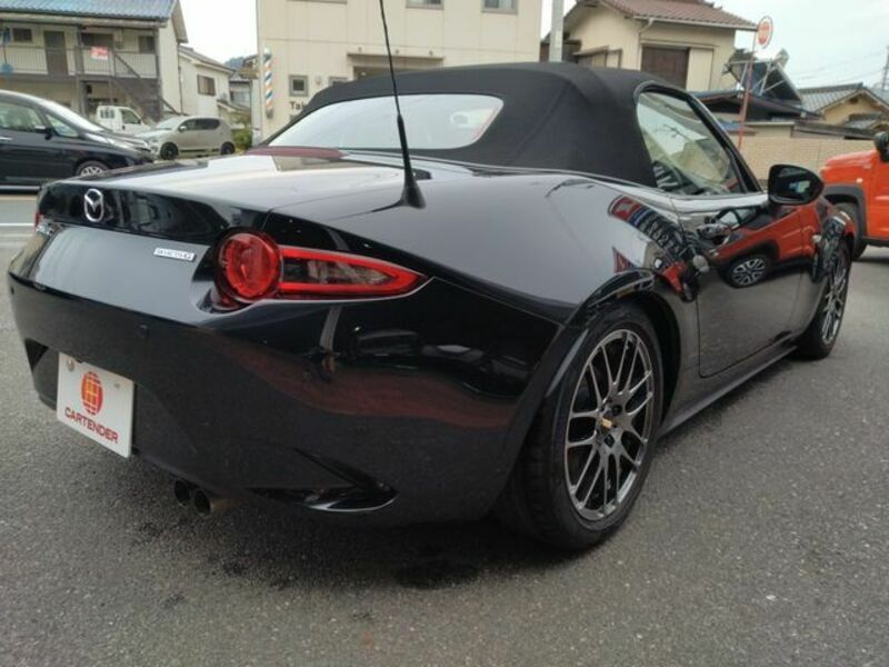 ROADSTER