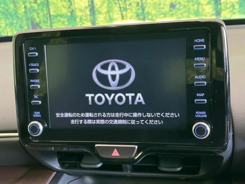 YARIS CROSS