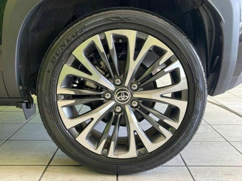YARIS CROSS