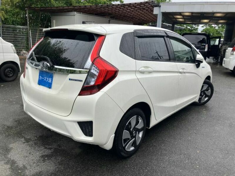 FIT HYBRID