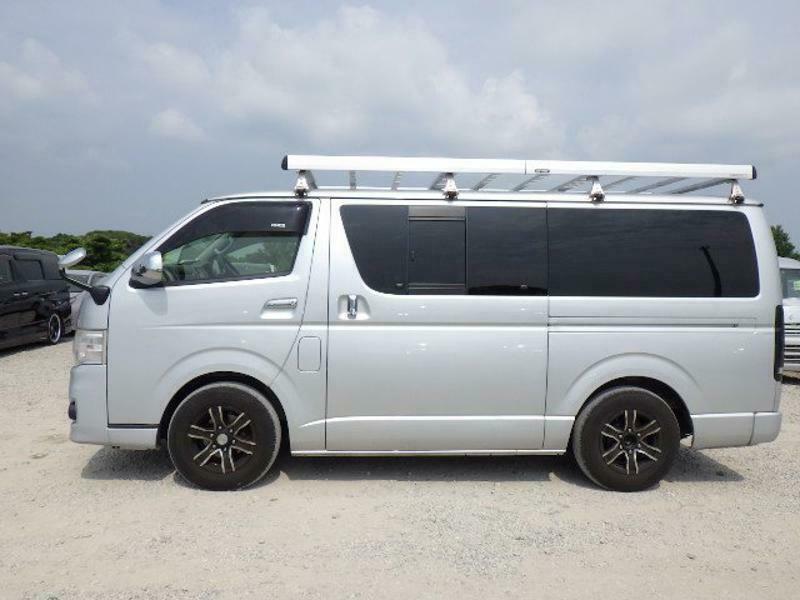 HIACE