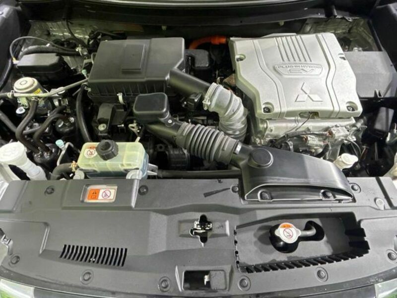 OUTLANDER PHEV