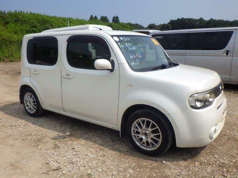 NISSAN CUBE