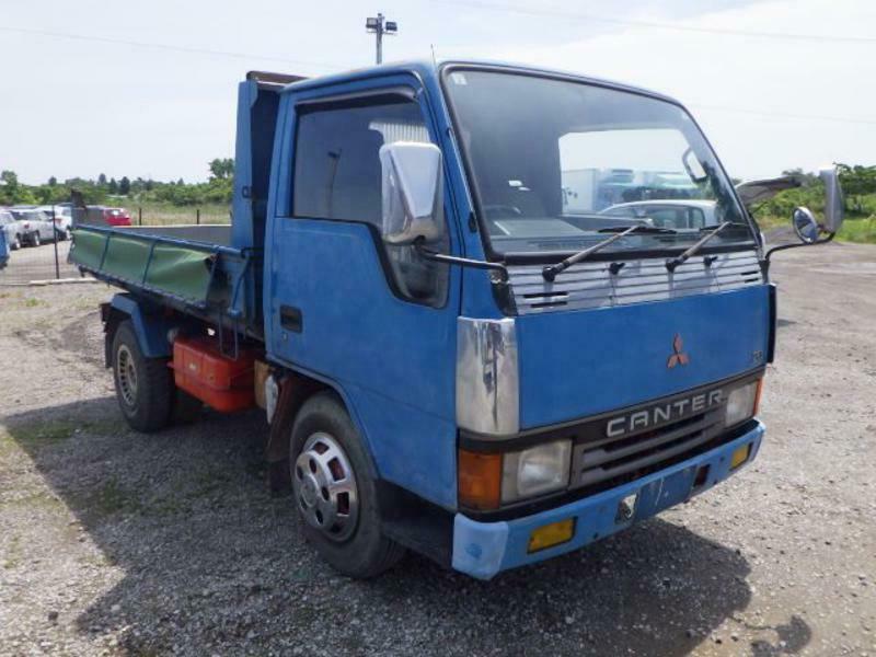 MITSUBISHI CANTER