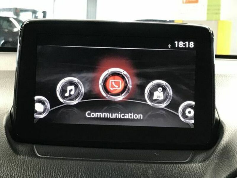 MAZDA2