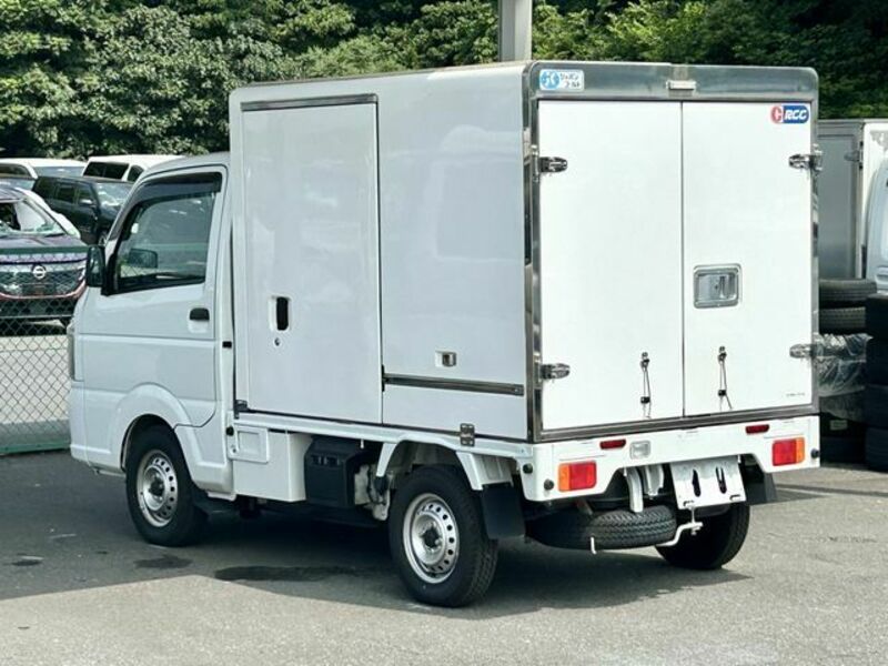 CARRY TRUCK