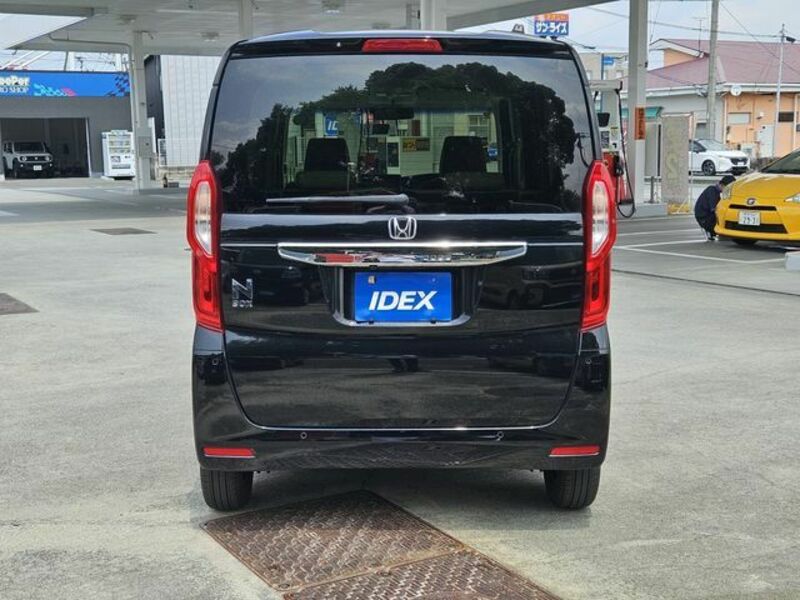 N BOX