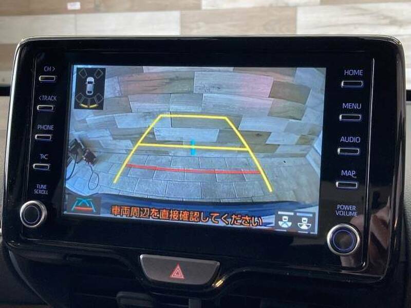 YARIS CROSS