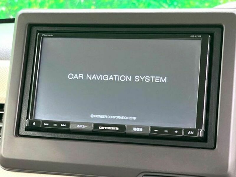 N BOX