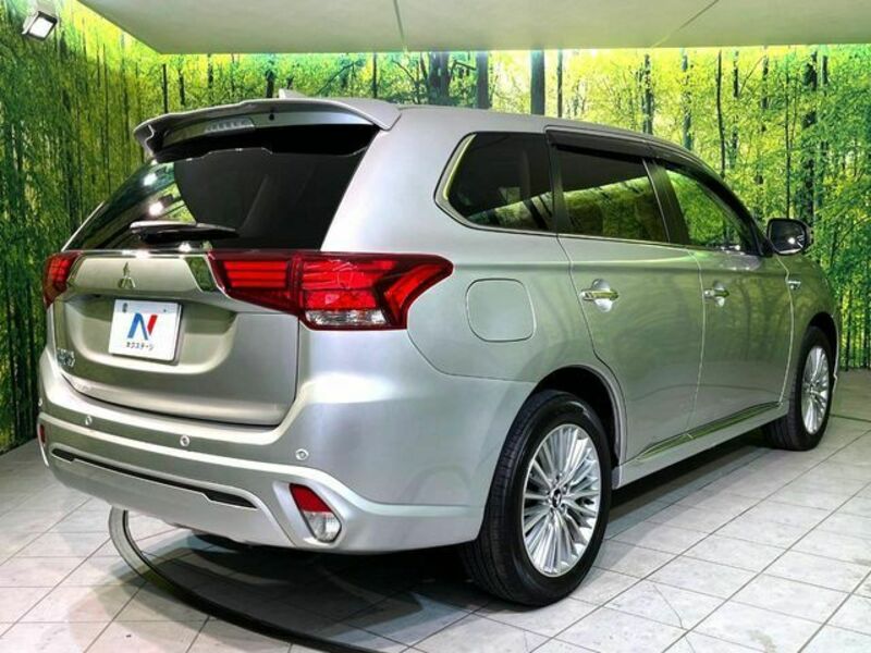 OUTLANDER PHEV