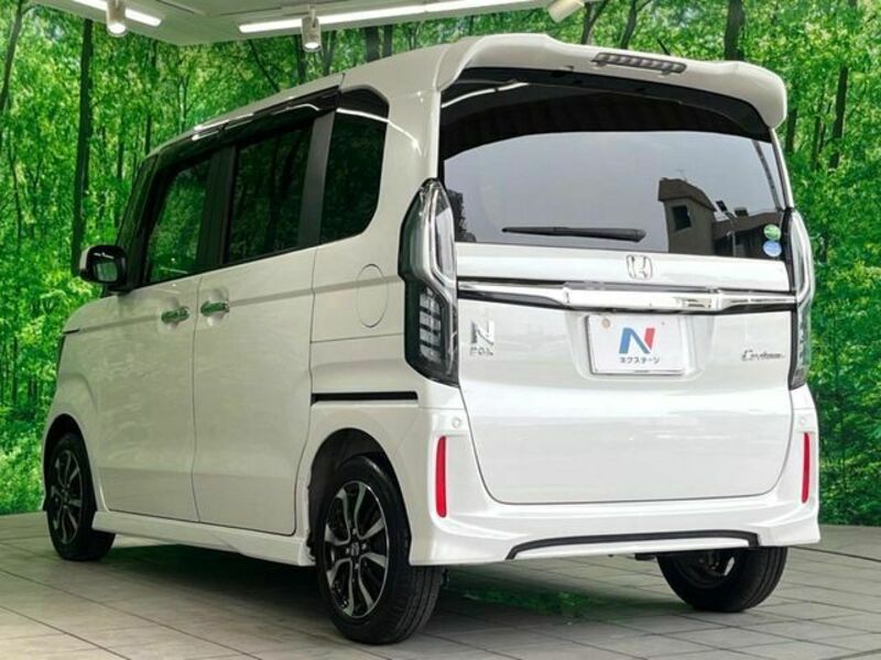 N BOX CUSTOM