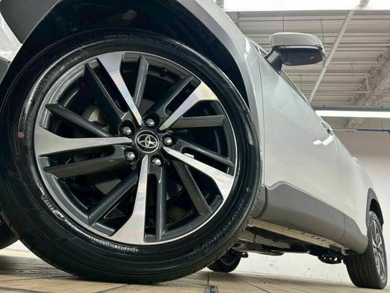 COROLLA CROSS