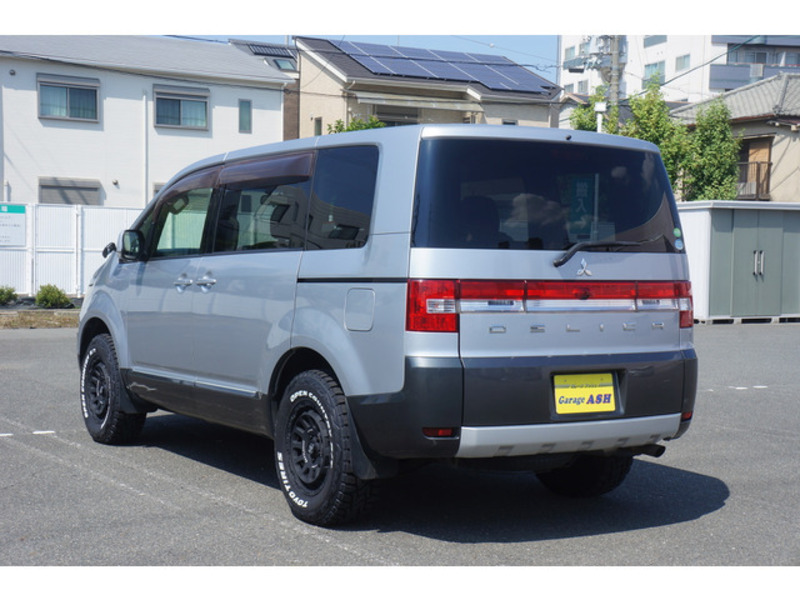 DELICA D5