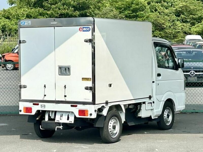 CARRY TRUCK