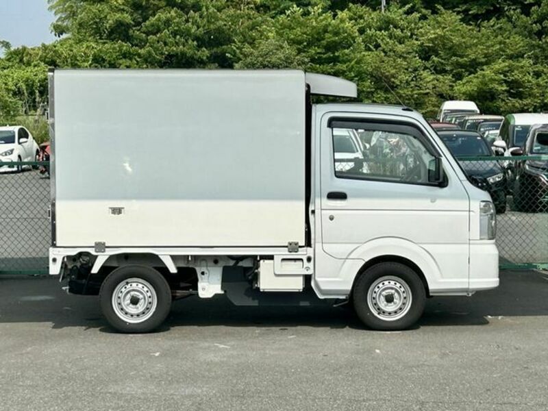 CARRY TRUCK