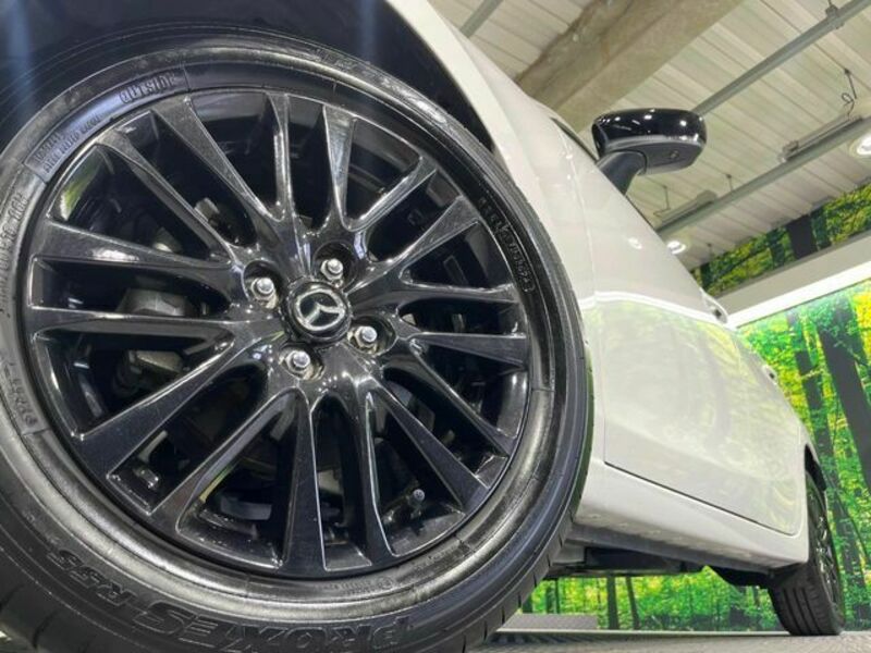 MAZDA2