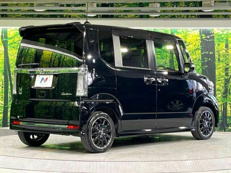 N BOX CUSTOM