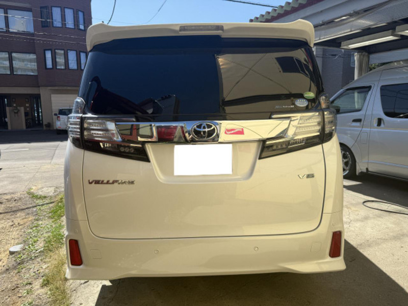 VELLFIRE
