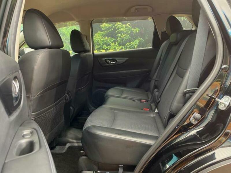 X-TRAIL
