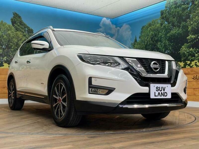 X-TRAIL