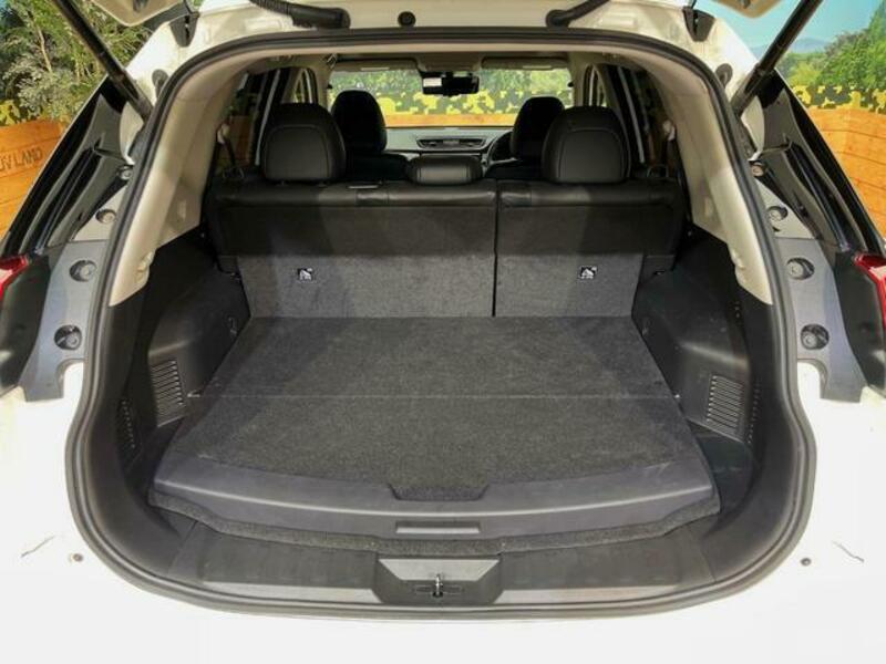 X-TRAIL