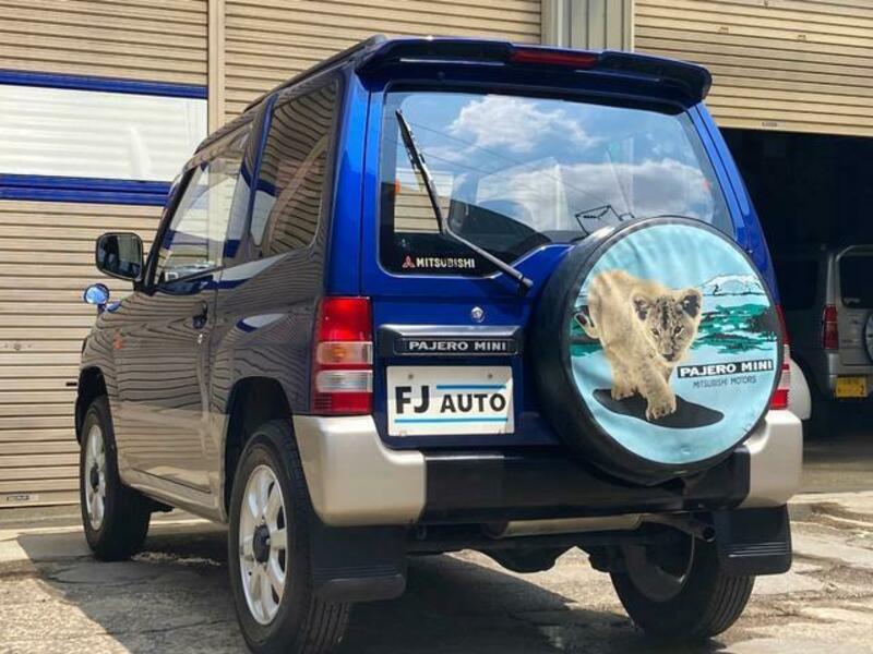 PAJERO MINI