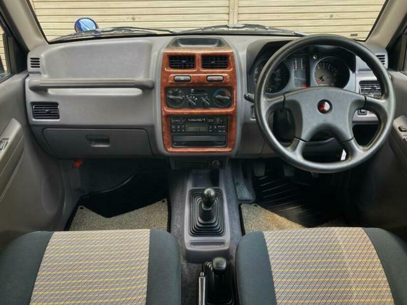 PAJERO MINI