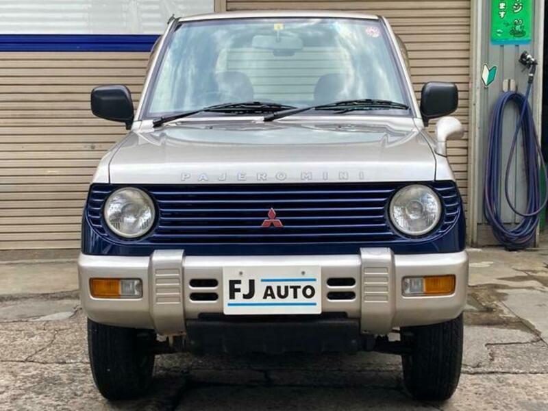 PAJERO MINI