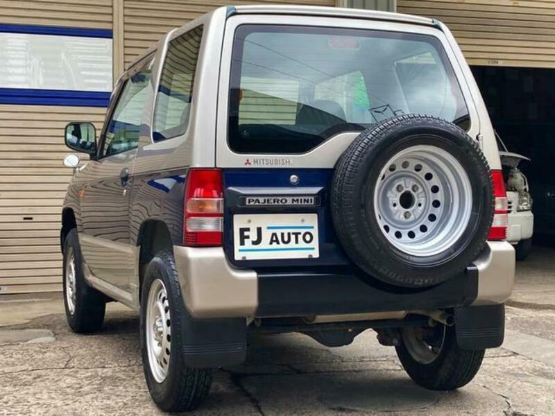 PAJERO MINI