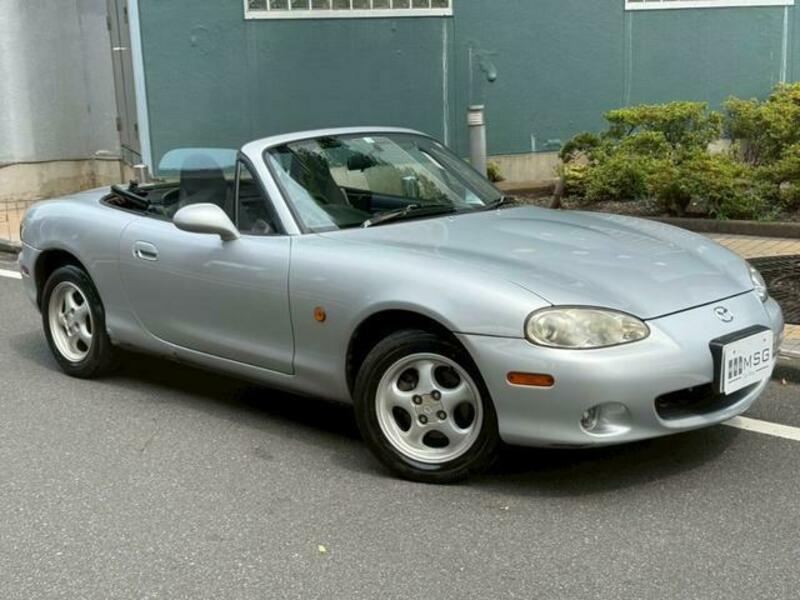 ROADSTER
