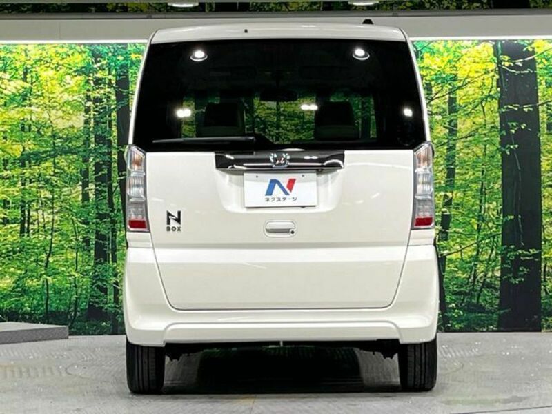 N BOX