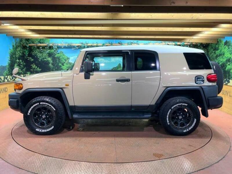 FJ CRUISER
