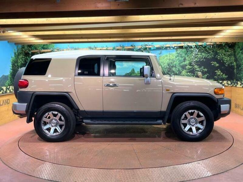 FJ CRUISER