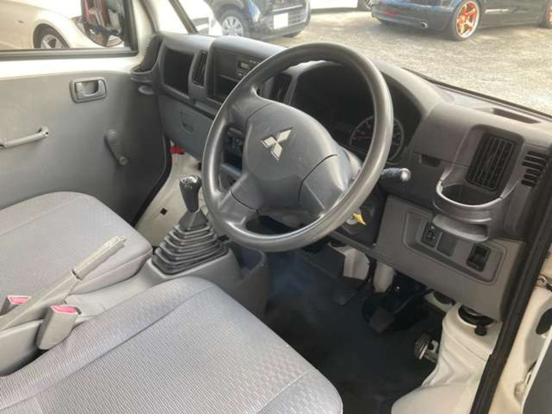 MINICAB TRUCK