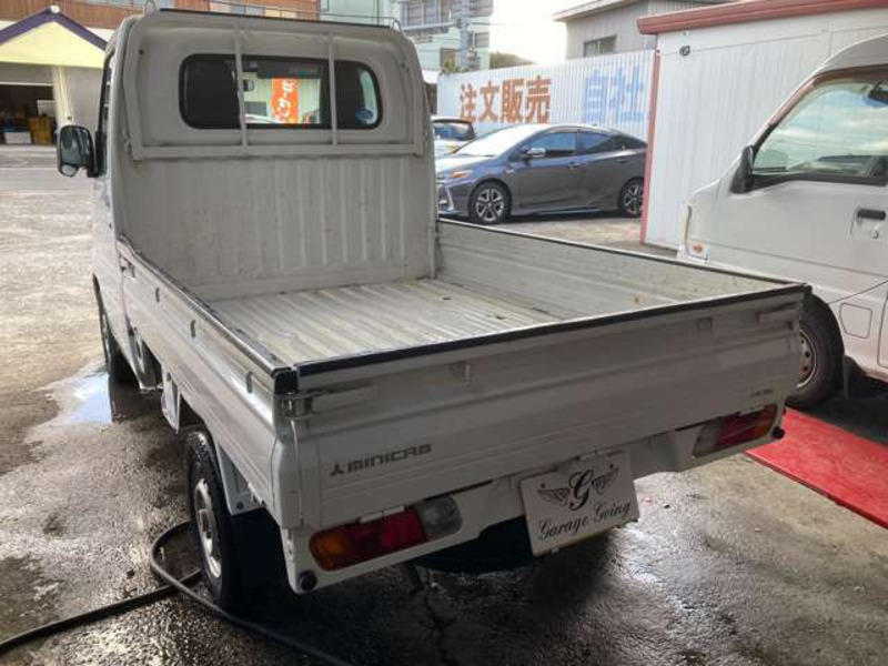 MINICAB TRUCK