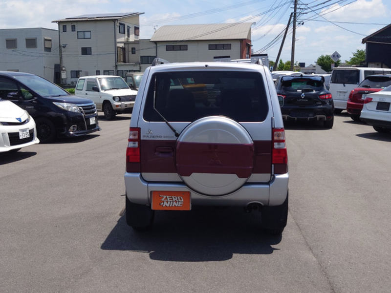 PAJERO MINI