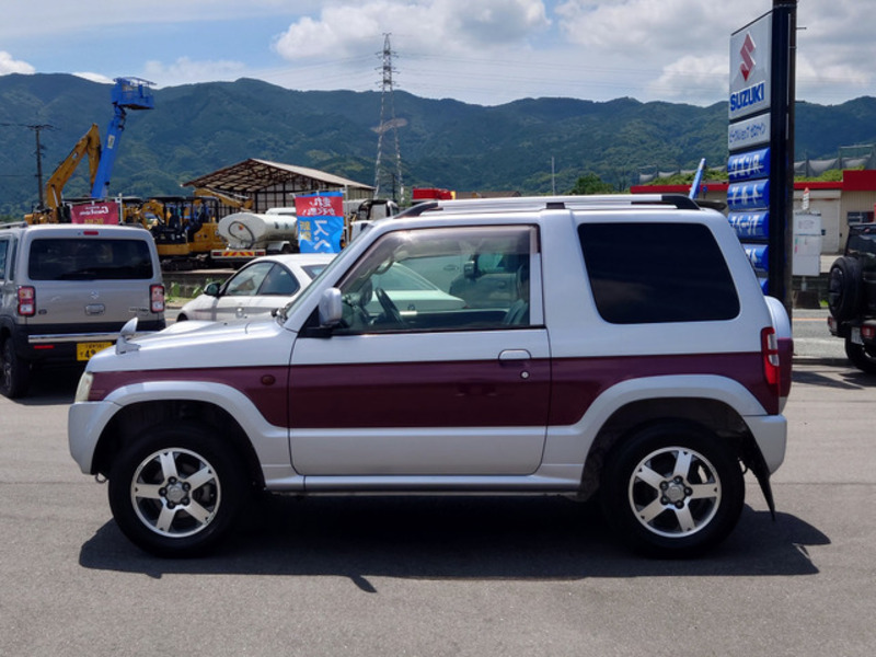 PAJERO MINI