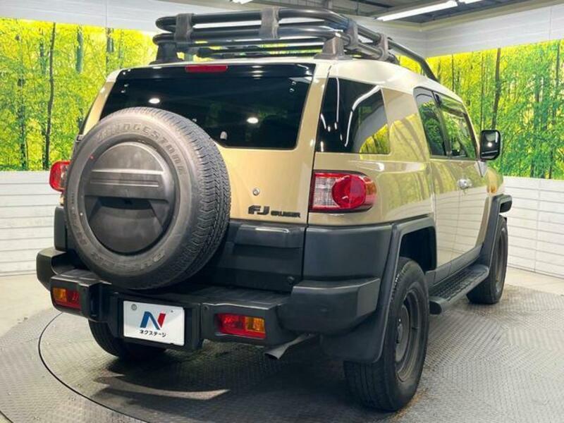 FJ CRUISER