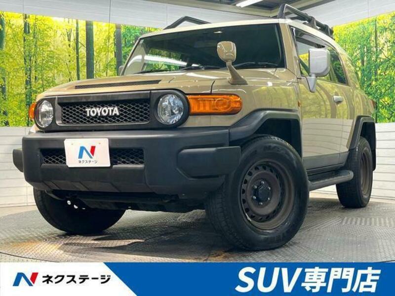 TOYOTA FJ CRUISER