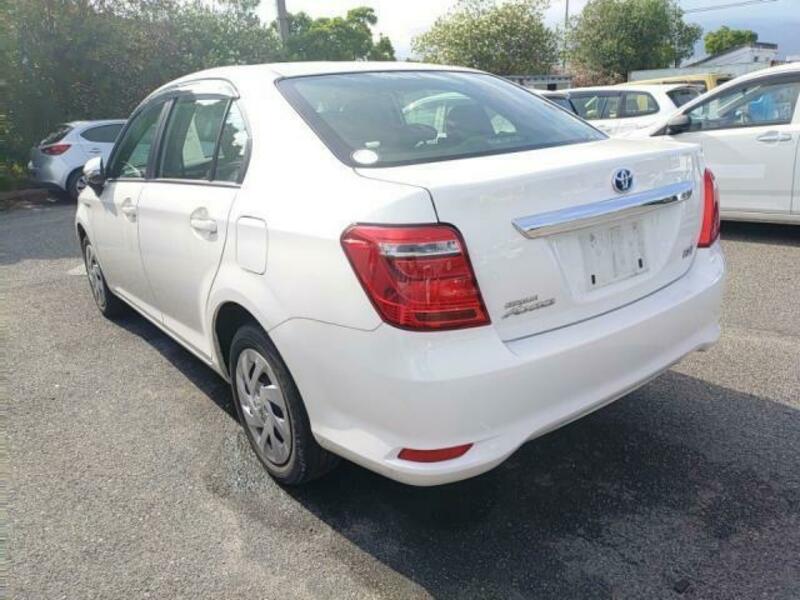 COROLLA AXIO