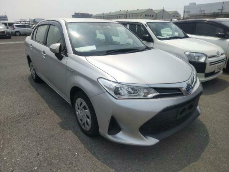 COROLLA AXIO