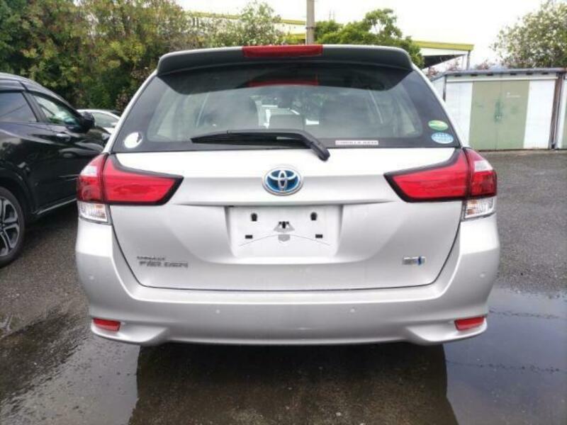 COROLLA FIELDER