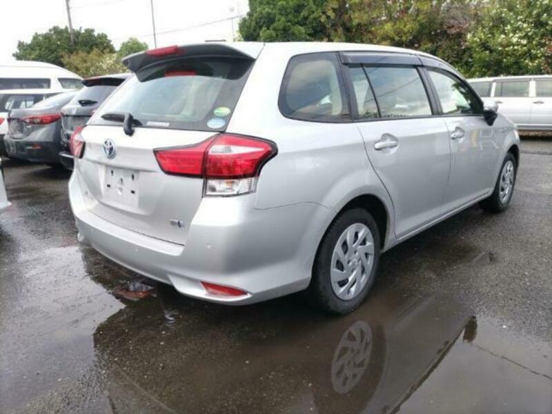 COROLLA FIELDER