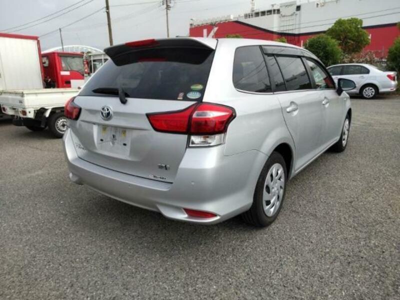 COROLLA FIELDER